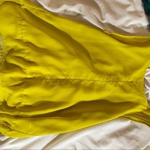 Banana republic neon yellow top